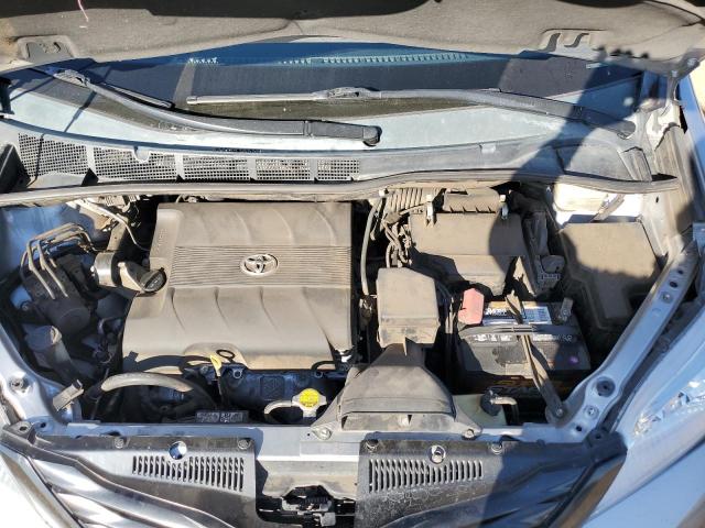 5TDZK3DC2ES525704 Toyota SIENNA