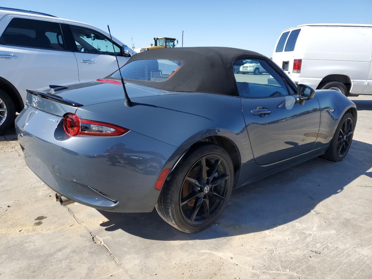 2021 Mazda Mx-5 Miata Club vin: JM1NDAC79M0454908