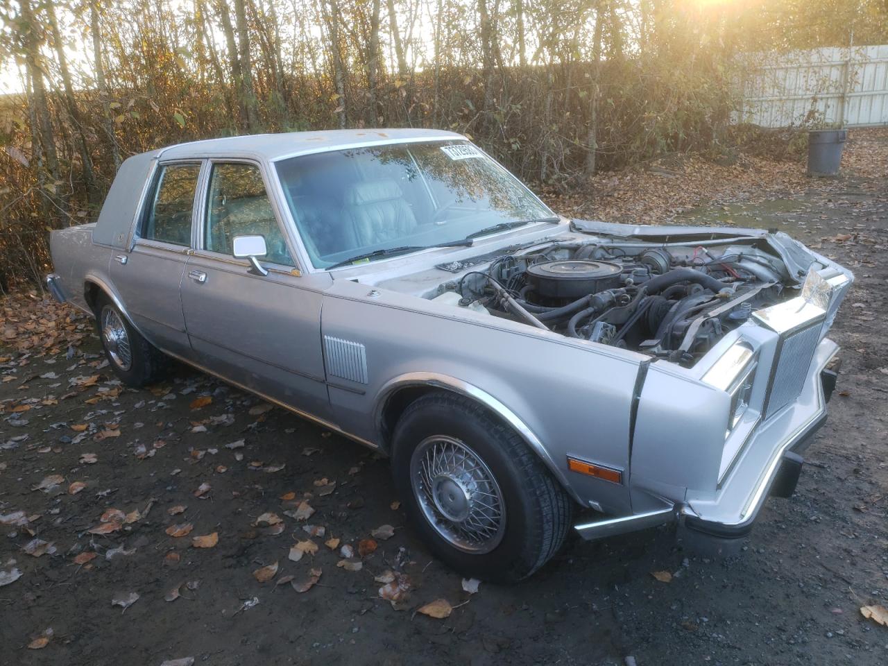 1C3BF66P8JW124812 1988 Chrysler Fifth Avenue 1C3BF66P8JW124812 1988 Chrysler Fifth Avenue