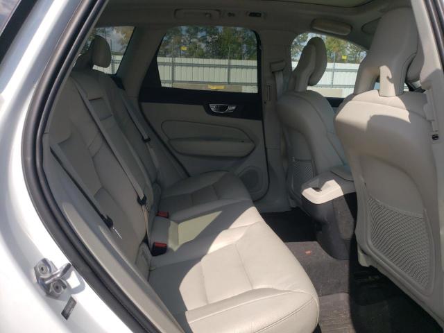 LYV102RK2JB074464 2018 VOLVO XC60, photo no. 11