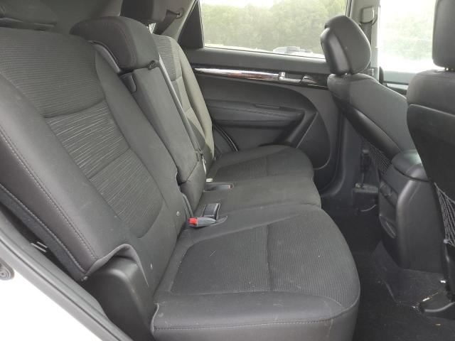 5XYKT4A6XEG428945 KIA SORENTO LX