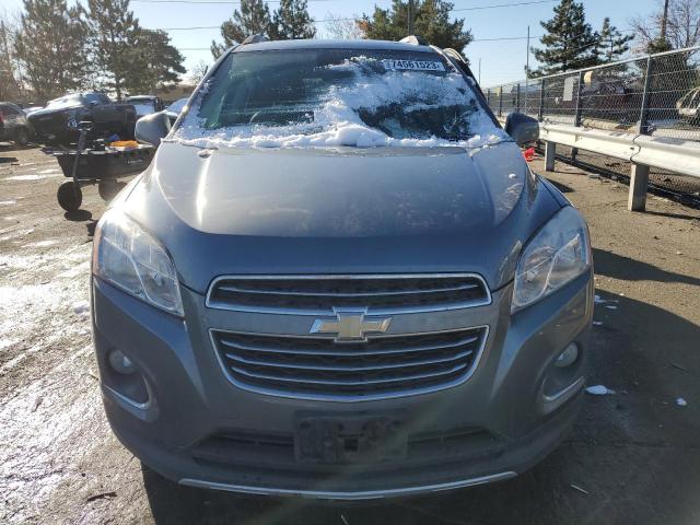 Паркетники CHEVROLET TRAX 2015 Сріблястий