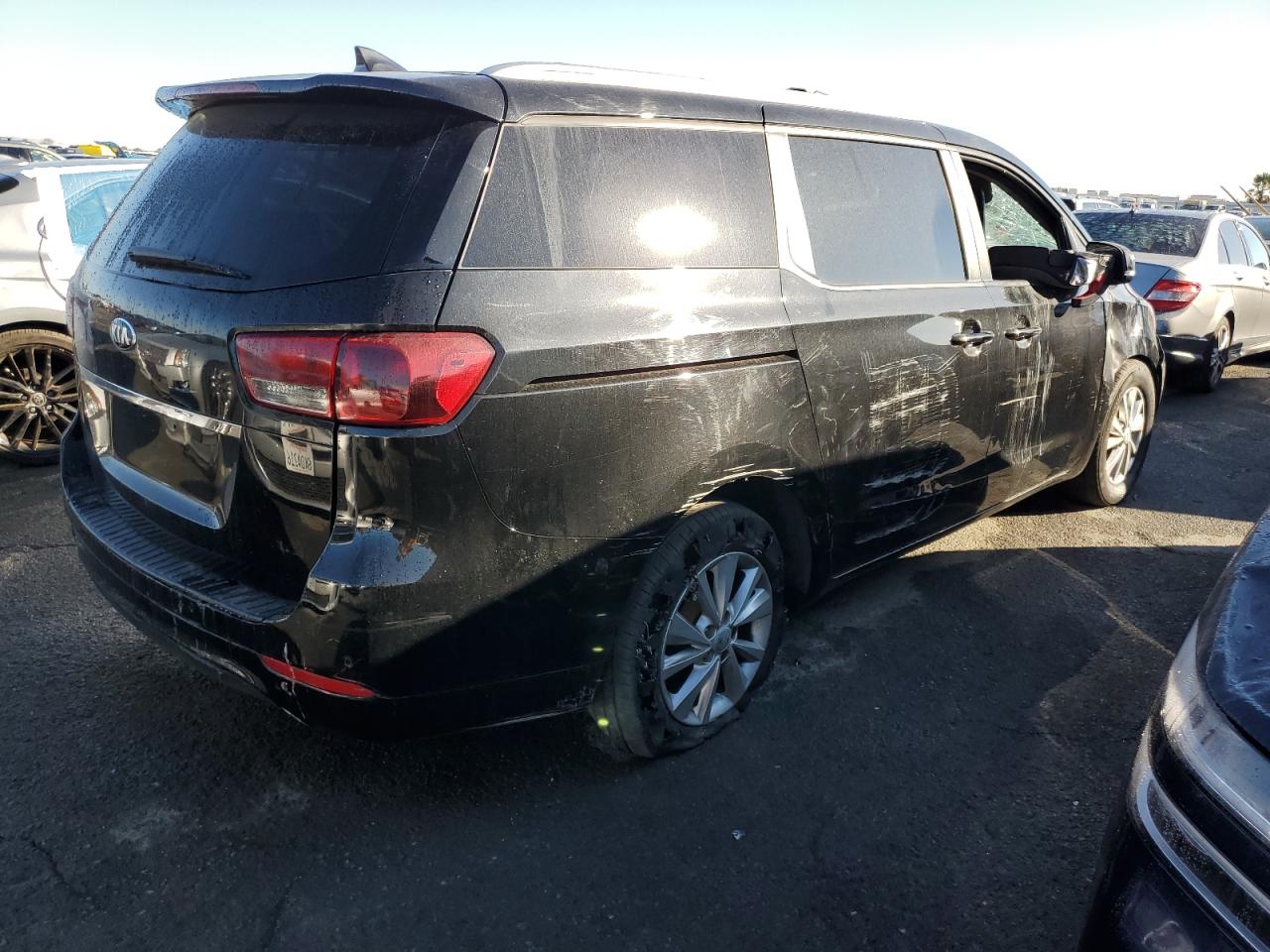 KNDMB5C11G6201216 2016 Kia Sedona Lx