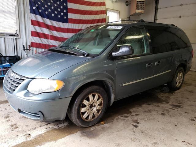 2005 Chrysler Town & Country Touring