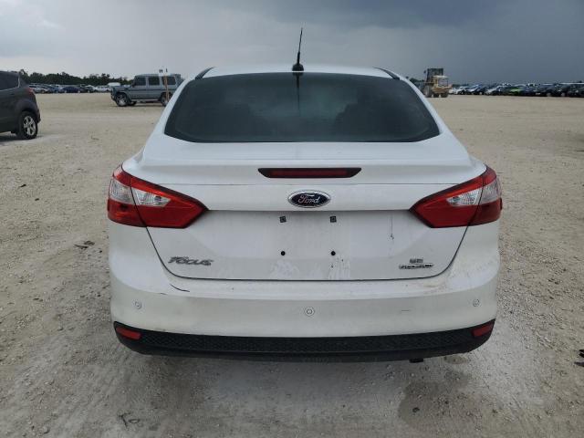 1FADP3F24EL426373 Ford FOCUS SE