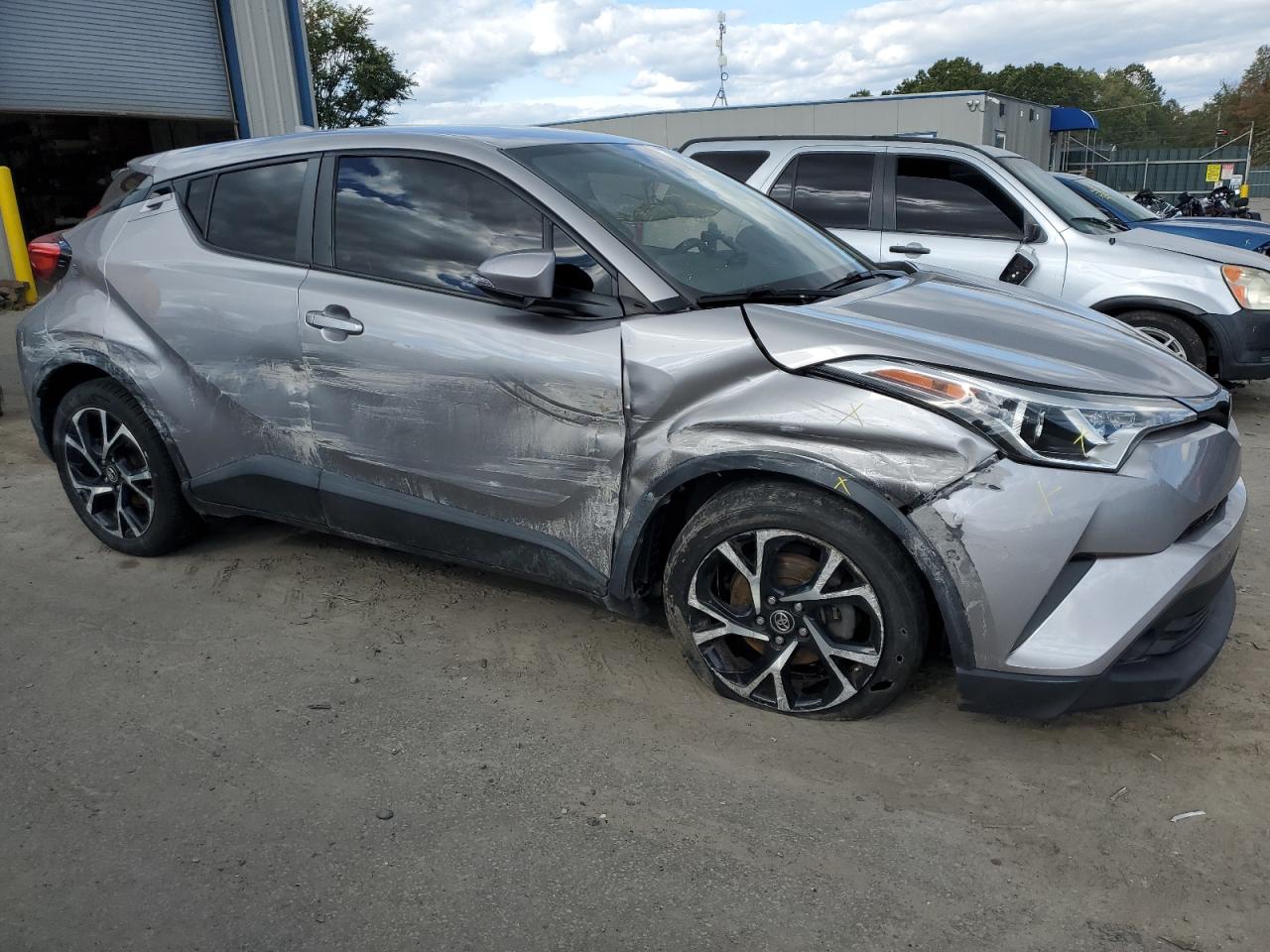 NMTKHMBX1JR062877 2018 Toyota C-Hr Xle