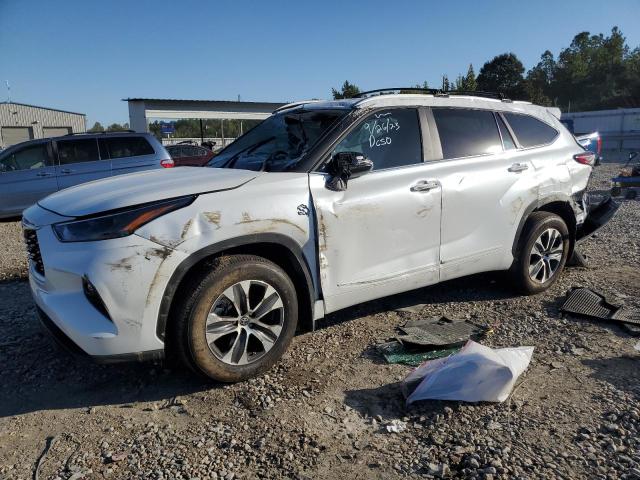 VIN 5TDKDRBH9PS037981 2023 Toyota Highlander, L no.1