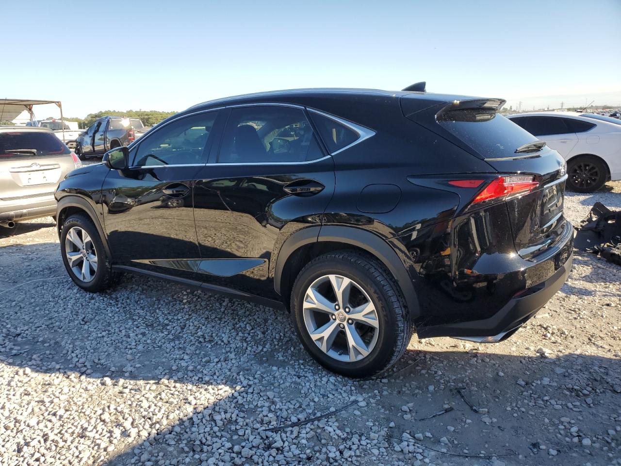 2017 Lexus Nx 200T Base vin: JTJYARBZ0H2058381