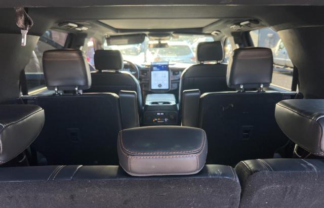 1FMJU1MT9NEA05724 Ford Expedition Platinum