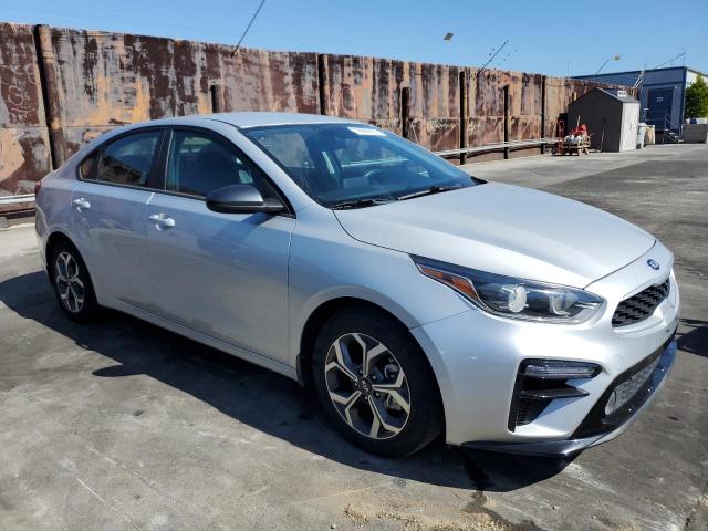 3KPF24AD8LE243208 KIA FORTE FE