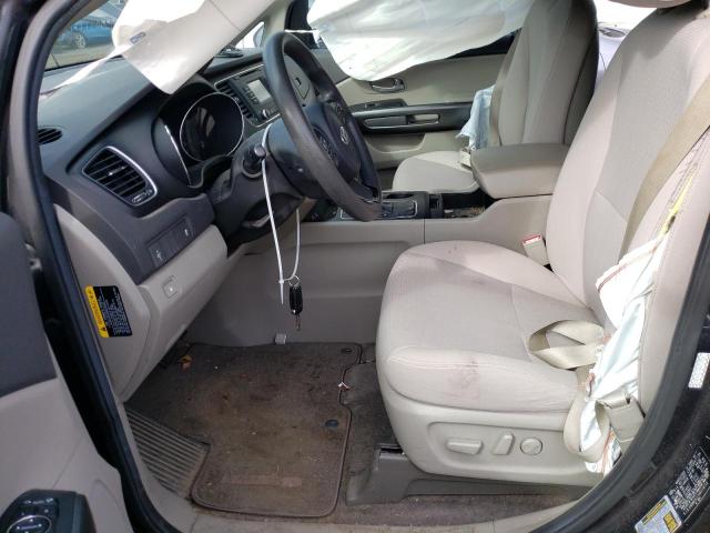 KNDMB5C11H6218714 KIA SEDONA LX