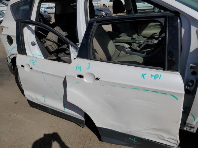 1FMCU0GX6GUB38399 Ford ESCAPE SE