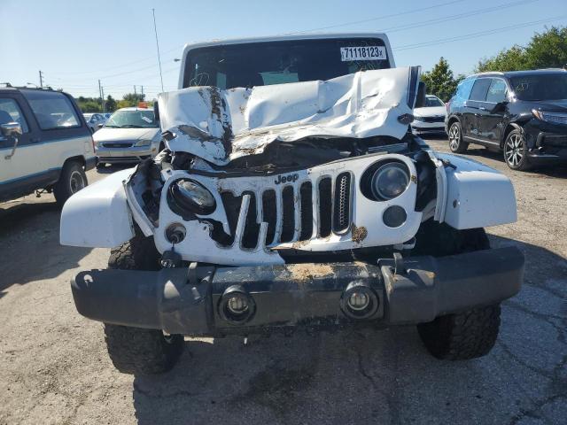 1C4BJWEG1EL199015 Jeep Wrangler Unlimited Sahara
