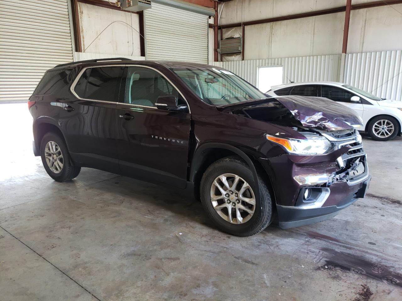 1GNERGKW5KJ147327 Chevrolet Traverse L 4