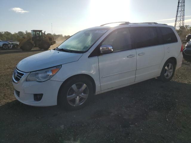 2009 Volkswagen Routan SEL Premium