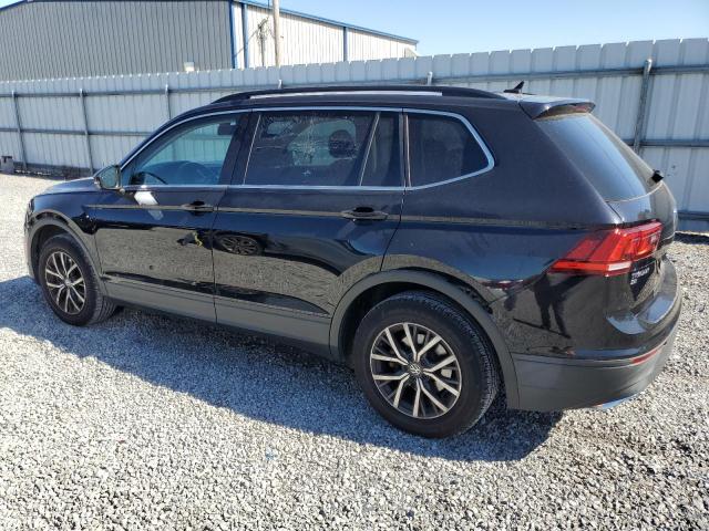 3VV2B7AX4KM012385 Volkswagen Tiguan SE 2