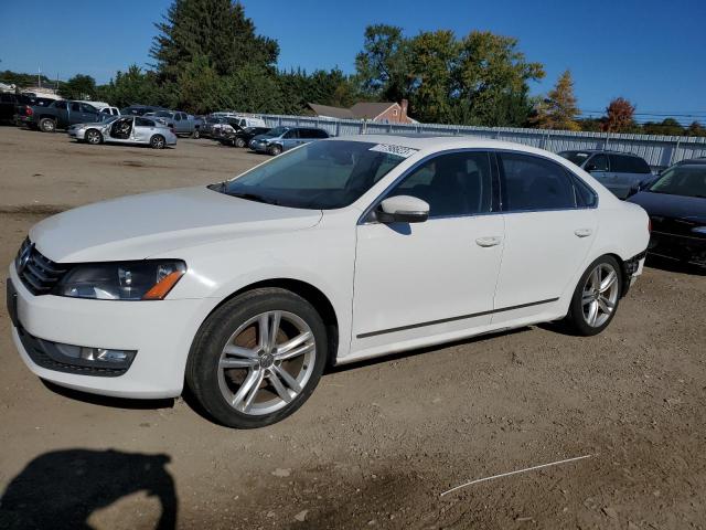 2015 VOLKSWAGEN PASSAT SEL - 1VWCT7A34FC014672