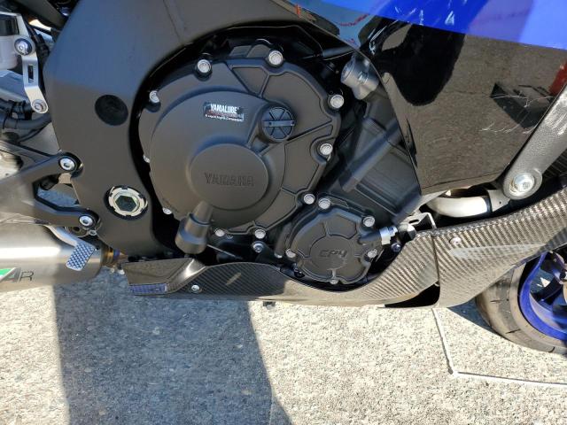 2022 YAMAHA YZFR1M C - JYARN67Y8NA000395