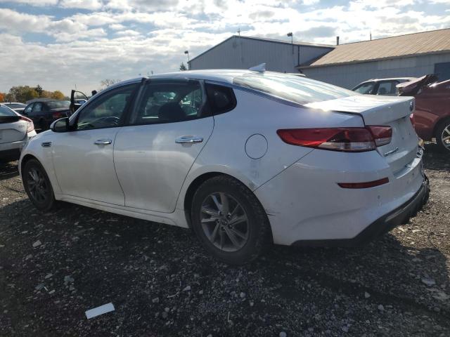5XXGT4L38KG318114 KIA Optima Lx