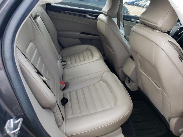 3FA6P0HD6HR258988 Ford FUSION SE