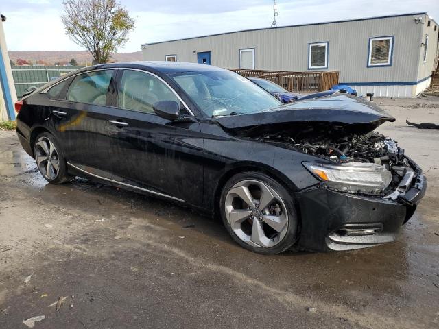 1HGCV1F90JA033152 Honda Accord Touring