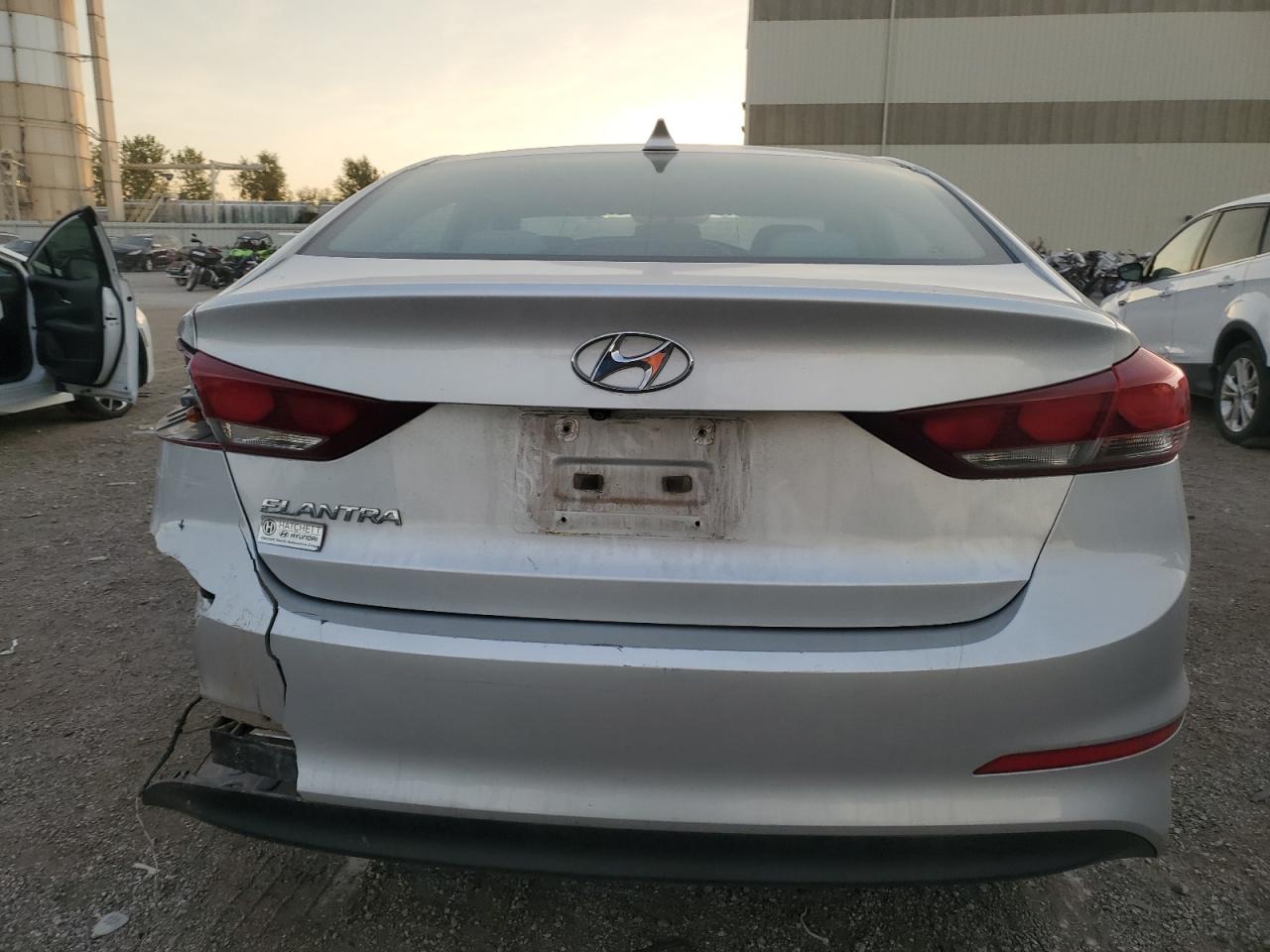 5NPD84LF2HH056134 2017 Hyundai Elantra Se