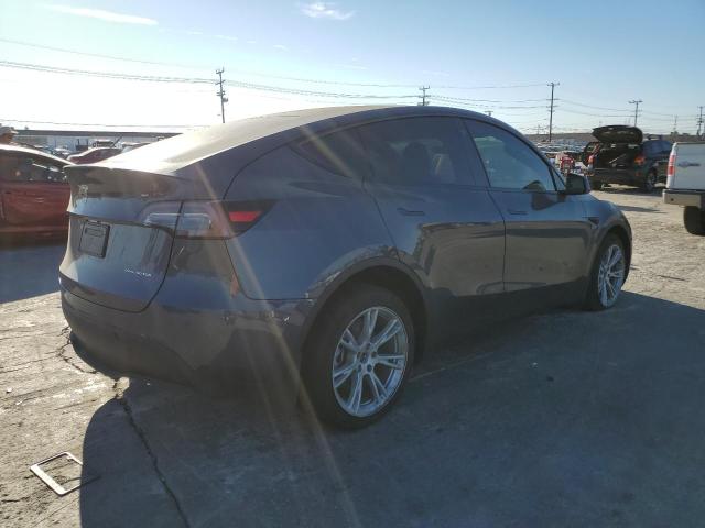 7SAYGDEEXPA119258 Tesla Model Y  3