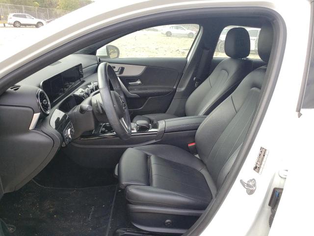 WDD3G4EB7KW026739 Mercedes-Benz A 220