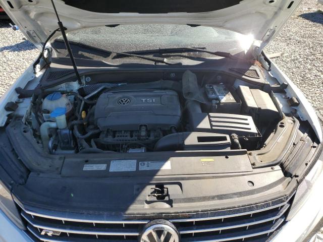  VOLKSWAGEN PASSAT 2017 Білий