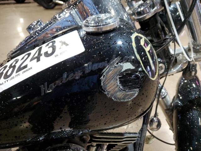 2011 HARLEY-DAVIDSON FXDC 1HD1GV411BC317558