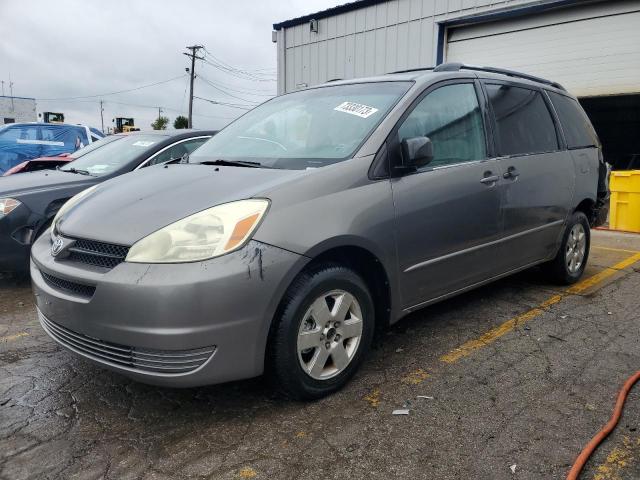 2004 Toyota Sienna CE