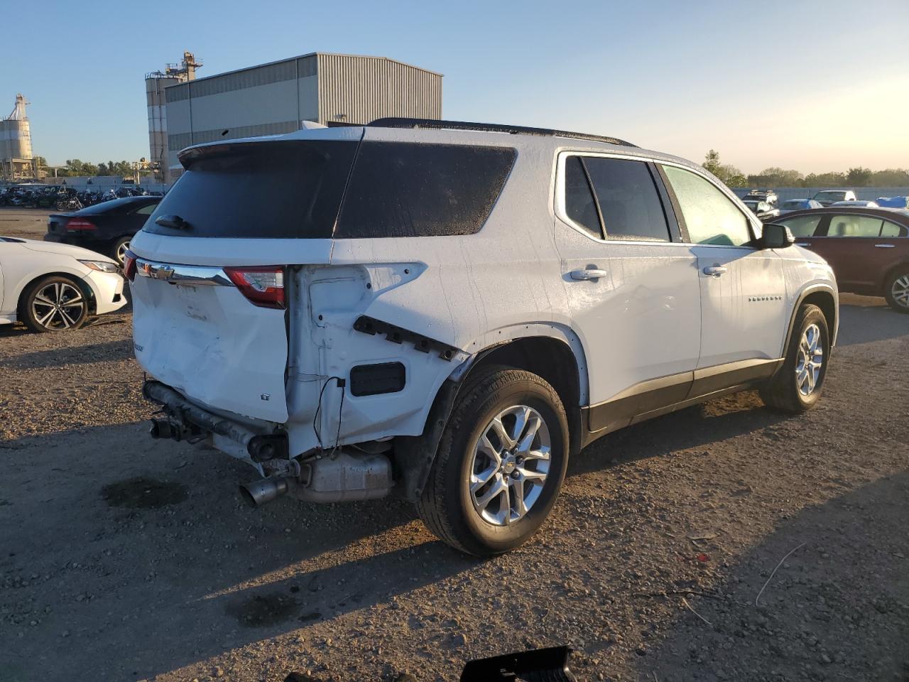 1GNERGKW9MJ159449 Chevrolet Traverse L 3