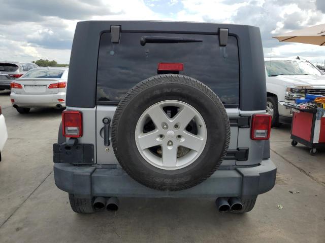 1C4BJWDG2HL589384 Jeep Wrangler Unlimited Sport