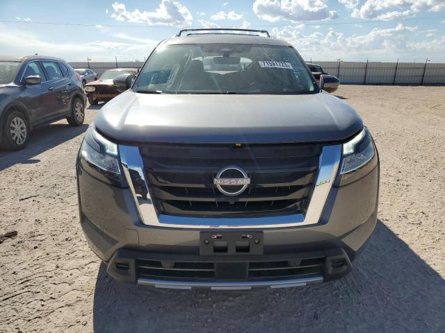 5N1DR3DH3PC275651 Nissan Pathfinder Platinum