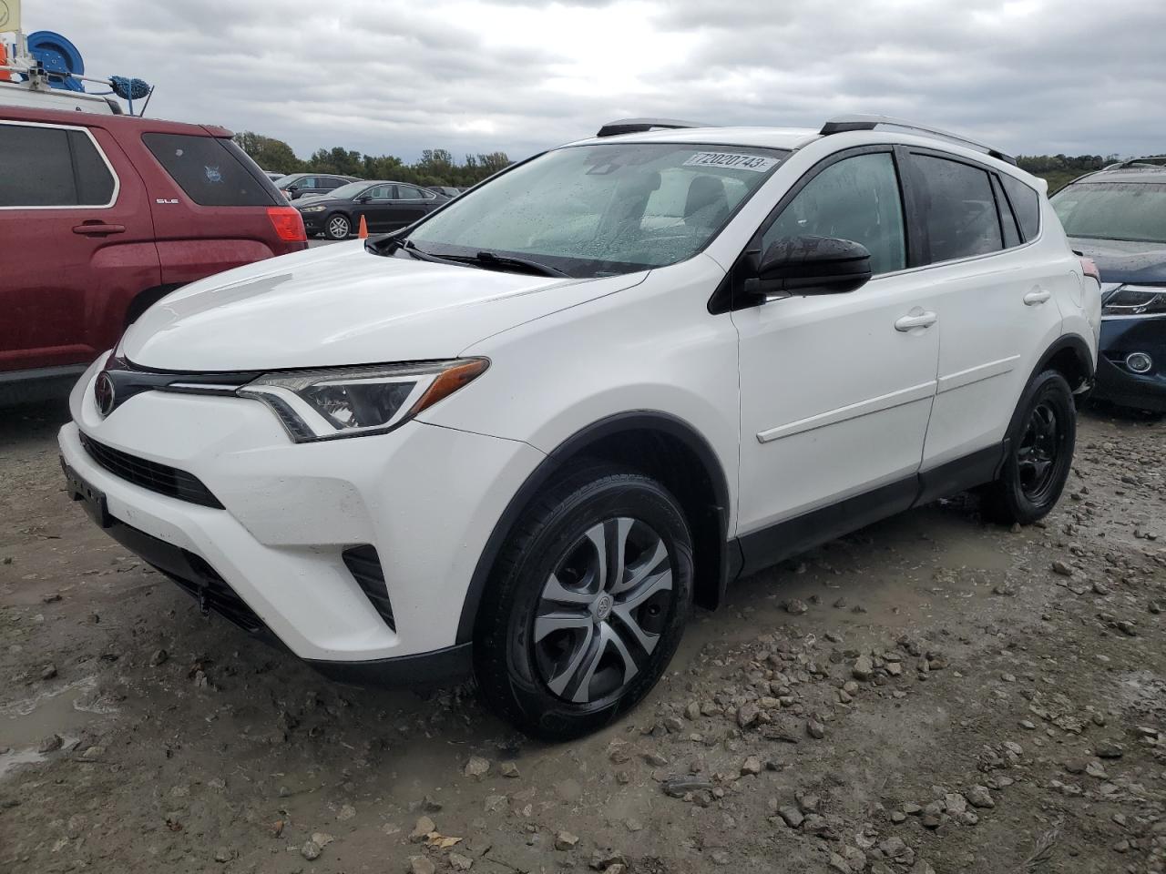 2017 Toyota Rav4 Le vin: 2T3BFREV1HW649166