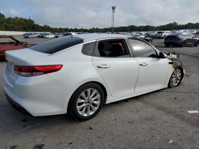 5XXGT4L32GG008404 KIA Optima Lx