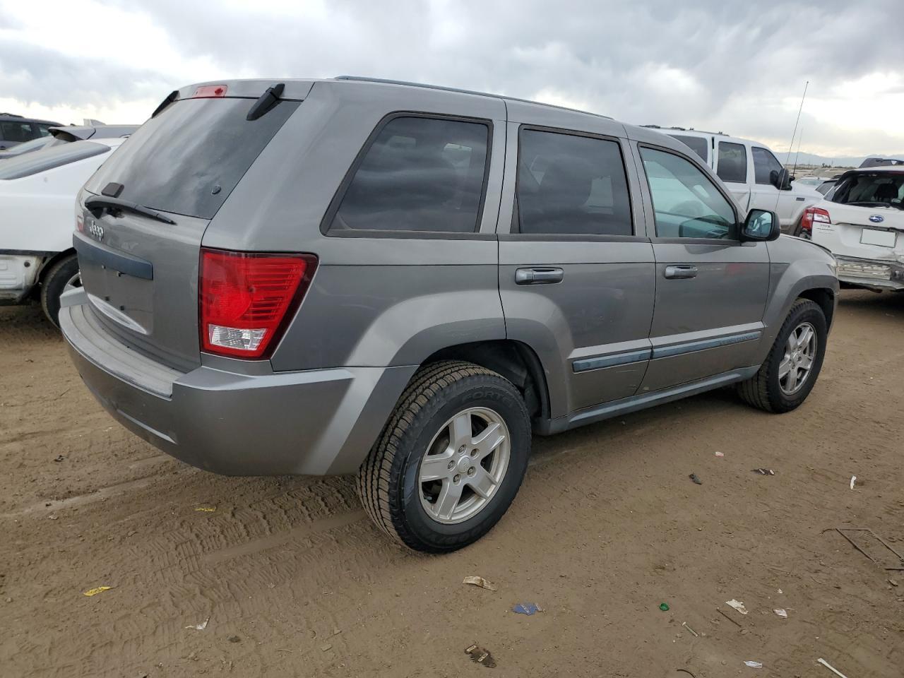 1J8GR48K27C645767 2007 Jeep Grand Cherokee Laredo