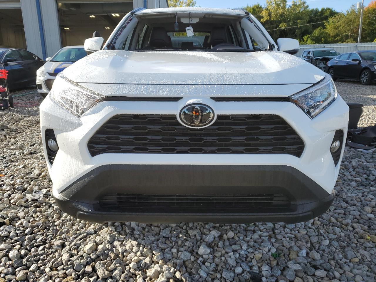 2019 Toyota Rav4 Xle Premium vin: 2T3A1RFV6KW073381