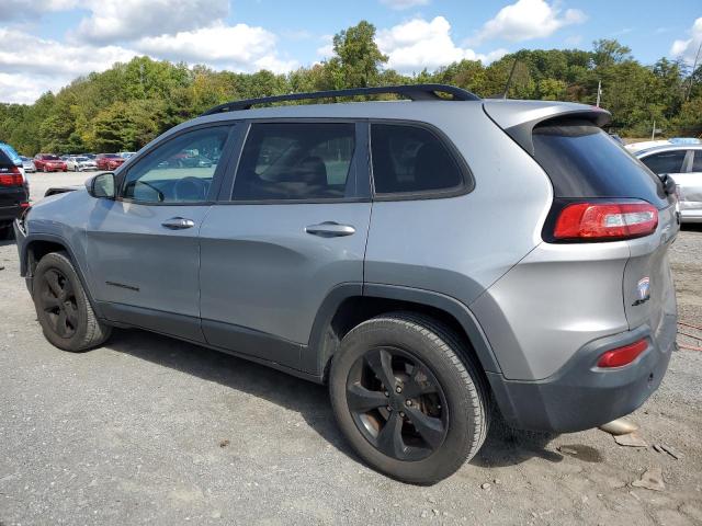 1C4PJMCB0GW203073 Jeep Cherokee Latitude