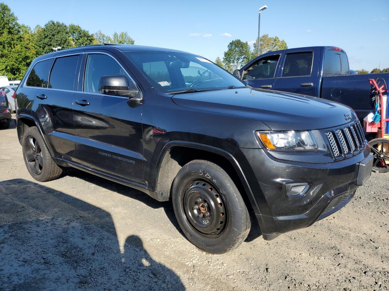 2015 Jeep Grand Cherokee Laredo vin: 1C4RJFAG4FC224835