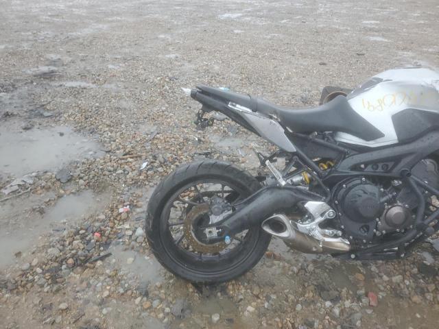 2015 YAMAHA FZ09 JYARN33E6FA005543