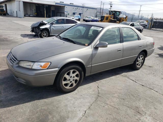 1999 Toyota Camry LE