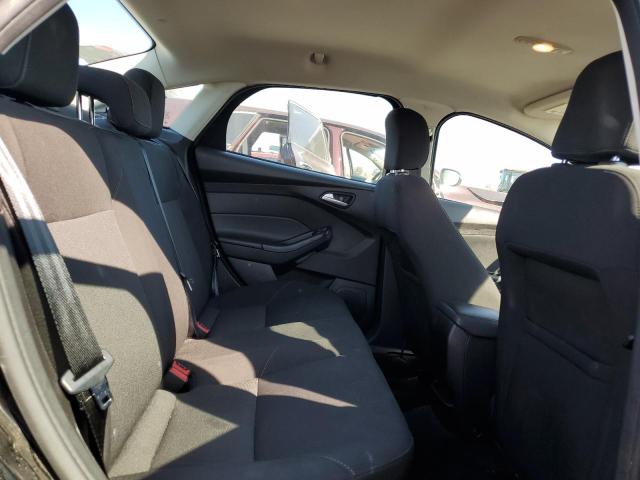 1FADP3F21GL374624 Ford FOCUS SE