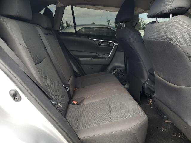 2T3H1RFV8LC050847 Toyota RAV4 LE