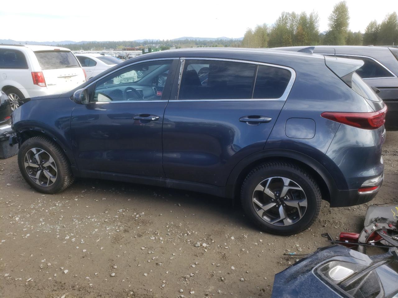 KNDPMCAC0L7637799 Kia Sportage L 2