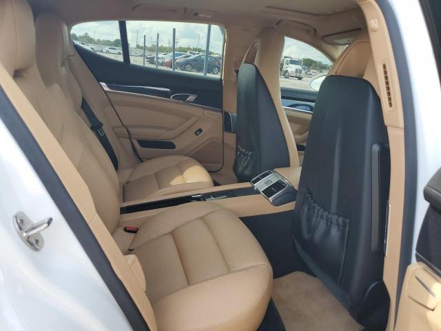 WP0AA2A79FL003902 Porsche PANAMERA 2