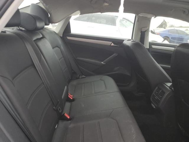  VOLKSWAGEN PASSAT 2021 Белый