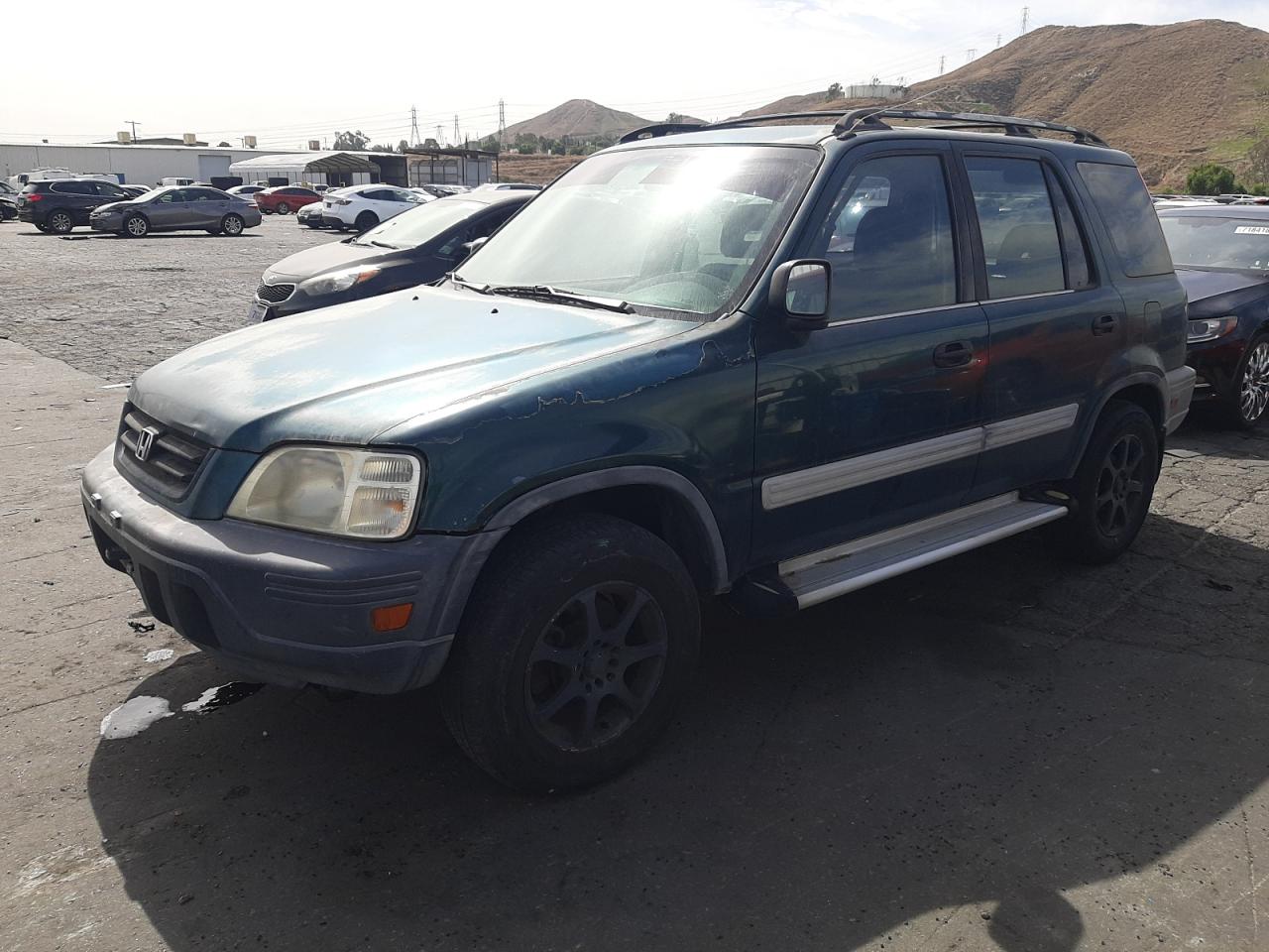 JHLRD1847XC028057 1999 Honda Cr-V Lx