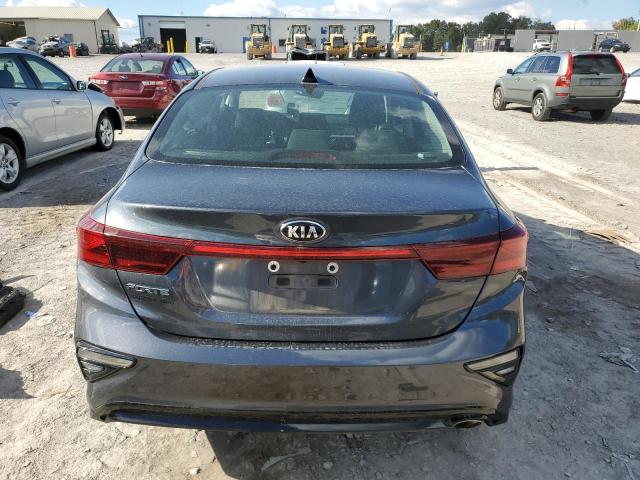 3KPF24AD4ME405420 2021 Kia Forte Fe