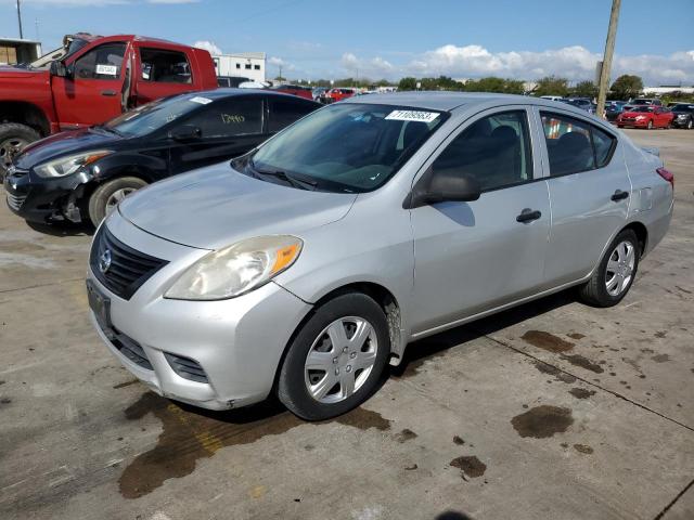 Nissan Versa 2014